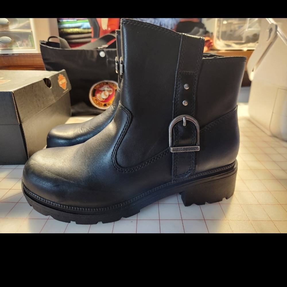 Black Leather Ankle Boots with Buckle Harley Davidson